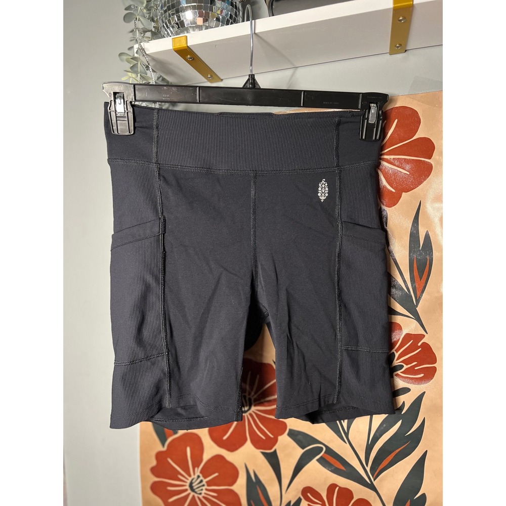 FP Movement Free People Black High Rise Ribbed Biker Shorts with Pockets Small